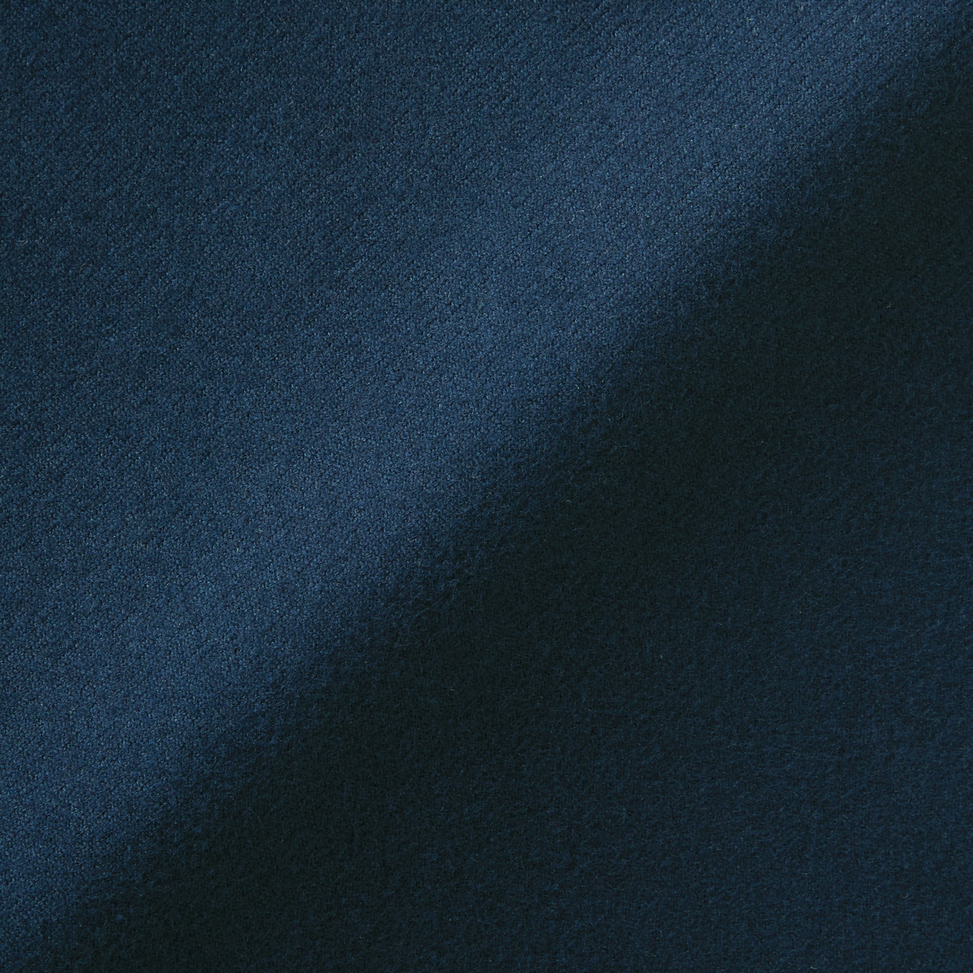 キッズ　脇に縫い目のない　フランネル　長袖パジャマ