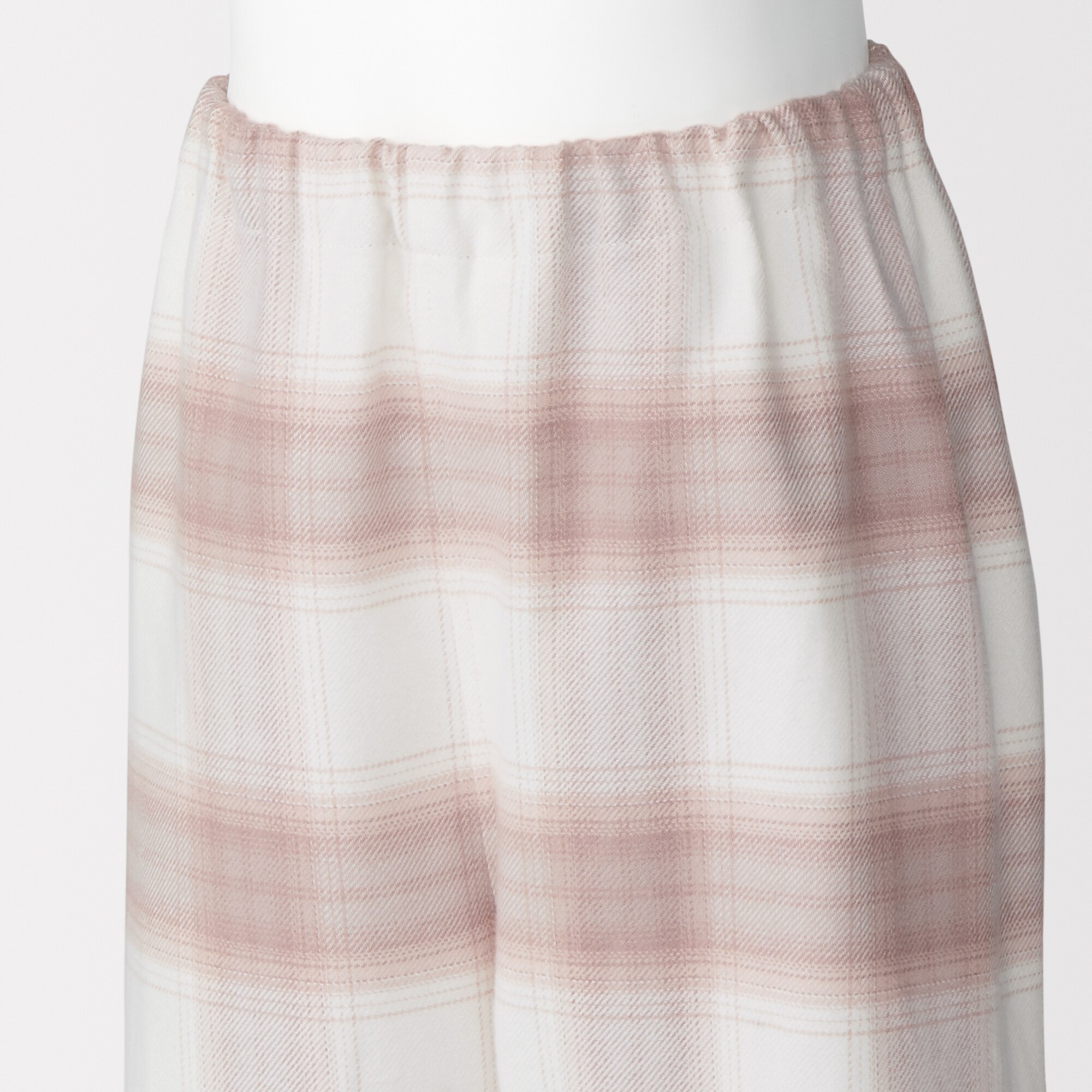 キッズ　脇に縫い目のない　フランネル　長袖パジャマ