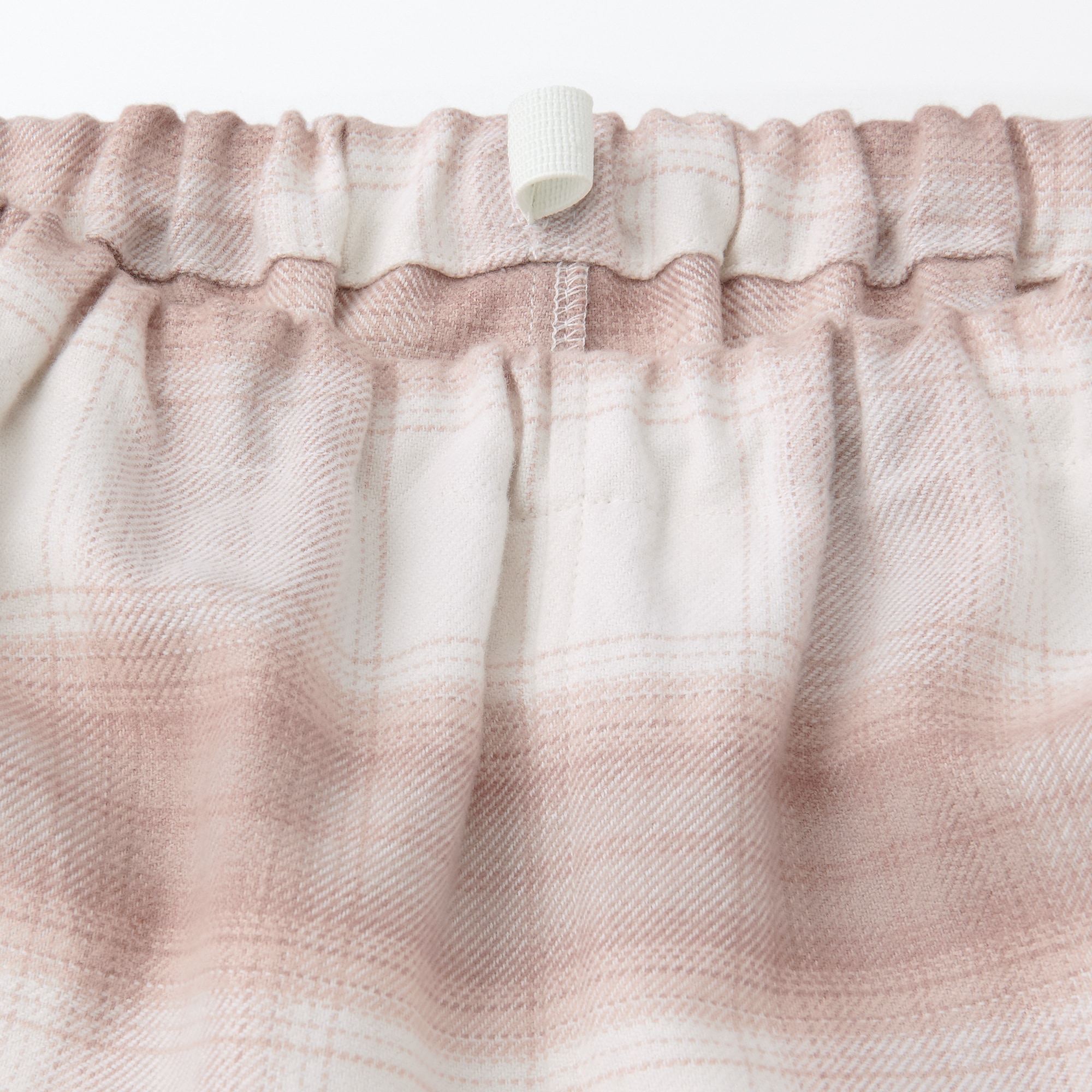 キッズ　脇に縫い目のない　フランネル　長袖パジャマ