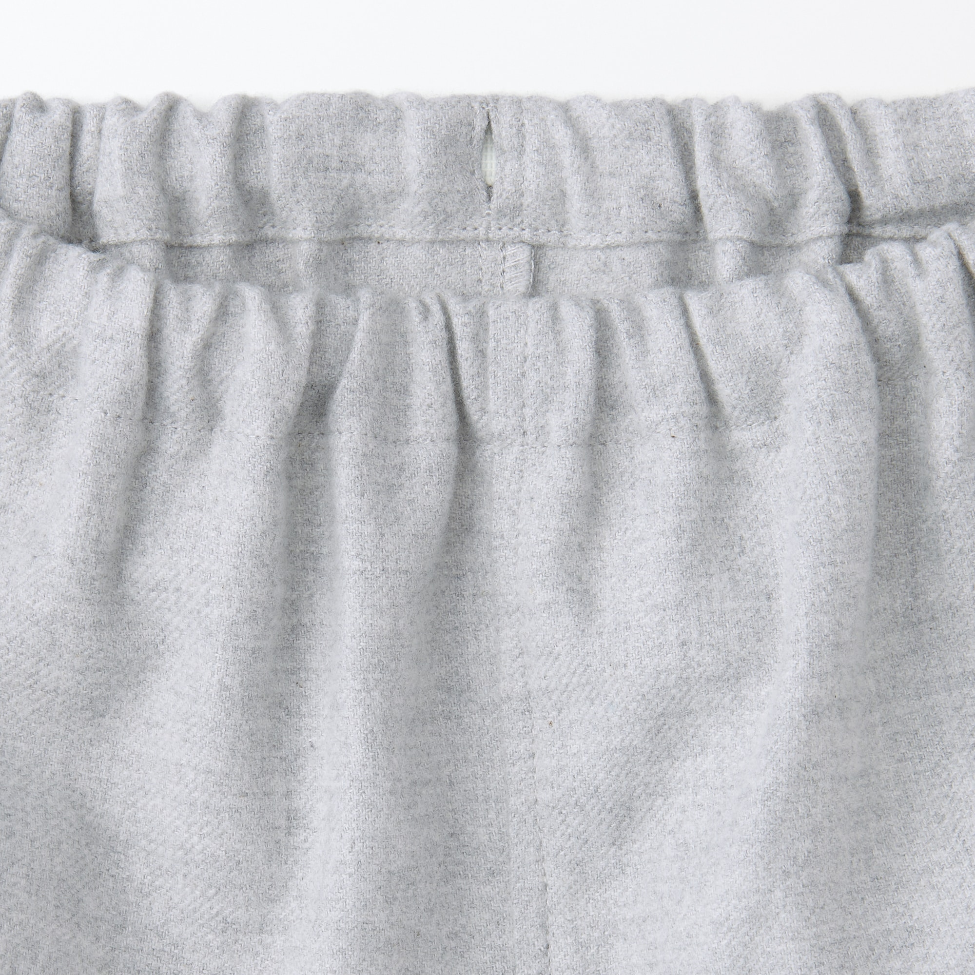 ベビー　脇に縫い目のない　フランネル　お着替えパジャマ