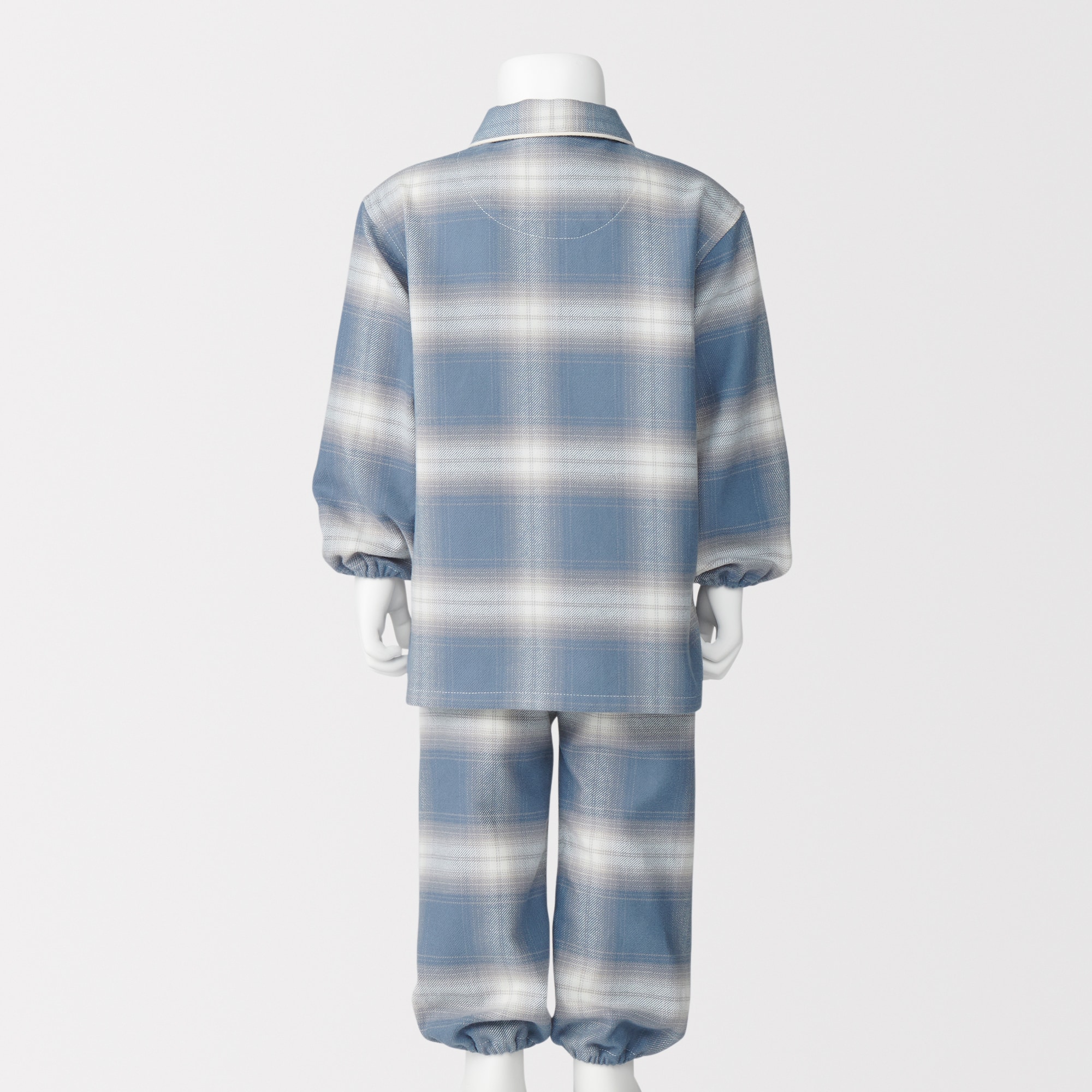 ベビー　脇に縫い目のない　フランネル　お着替えパジャマ