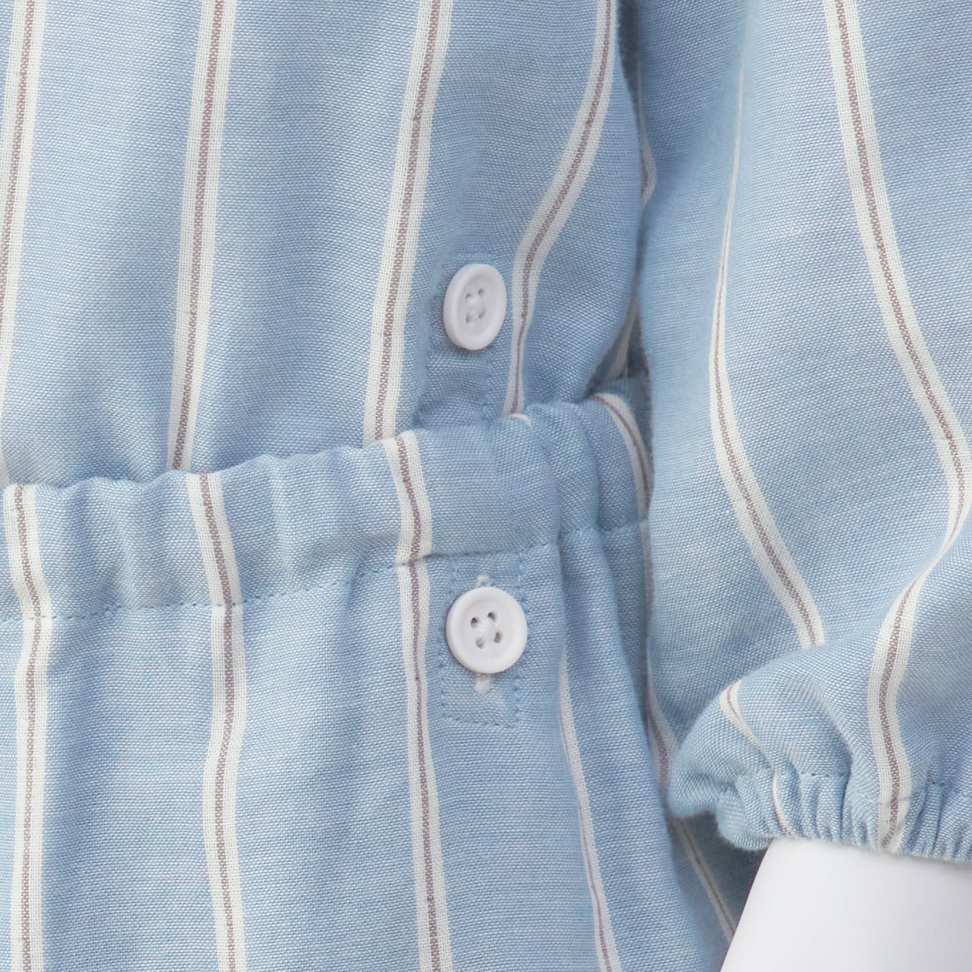 ベビー　脇に縫い目のない　二重ガーゼお着替えパジャマ