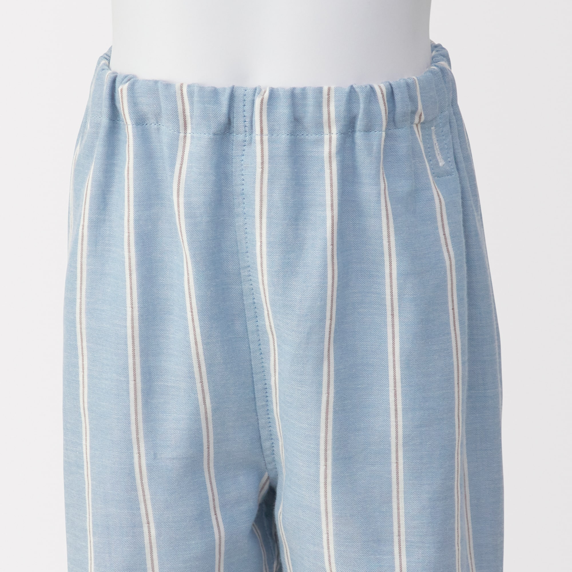 ベビー　脇に縫い目のない　二重ガーゼお着替えパジャマ