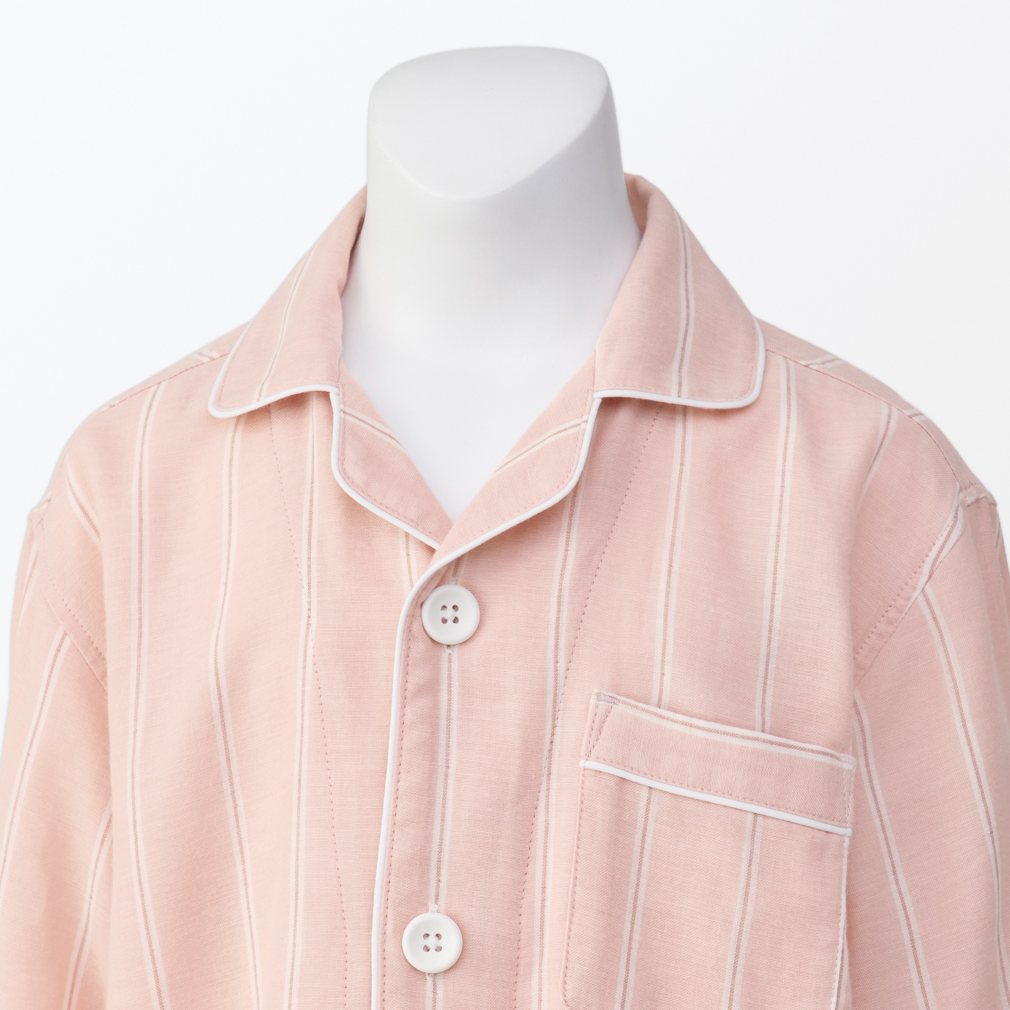 キッズ　脇に縫い目のない　二重ガーゼ長袖パジャマ