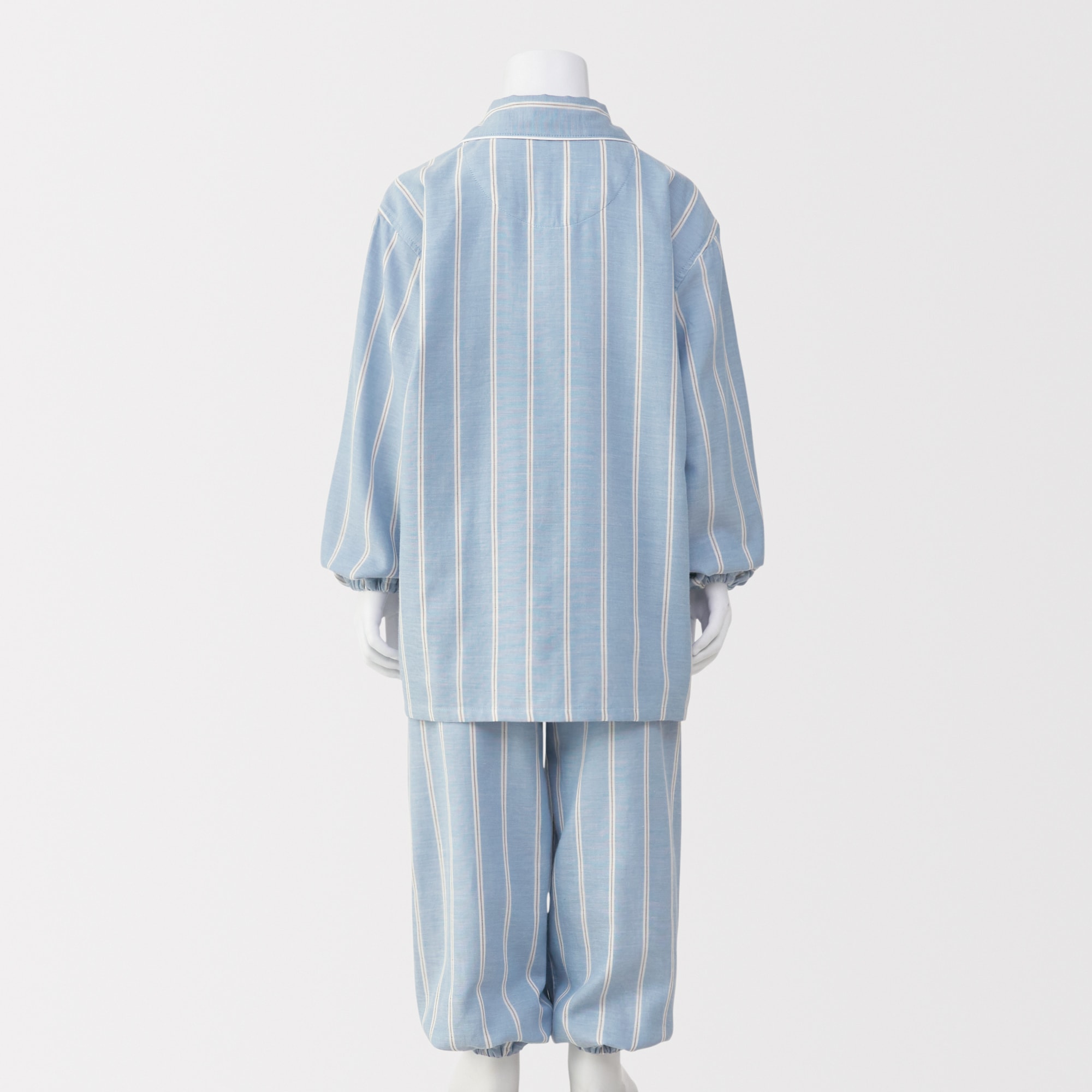 キッズ　脇に縫い目のない　二重ガーゼ長袖パジャマ