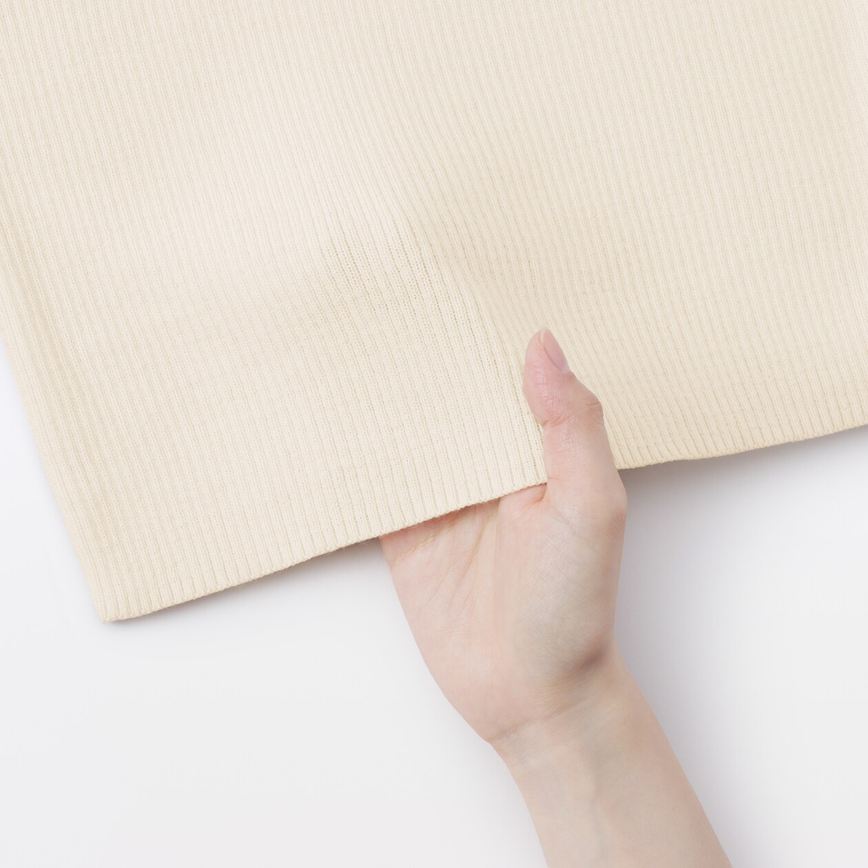 婦人　洗えるウールハイゲージリブタートルネックセーター