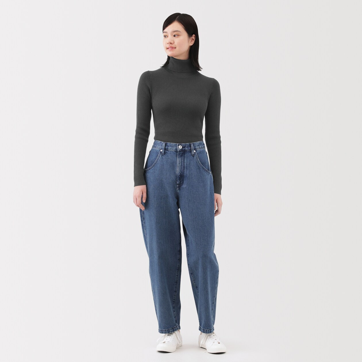 婦人　洗えるウールハイゲージリブタートルネックセーター