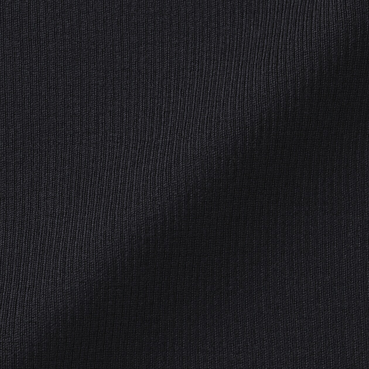 婦人　洗えるウールハイゲージリブタートルネックセーター