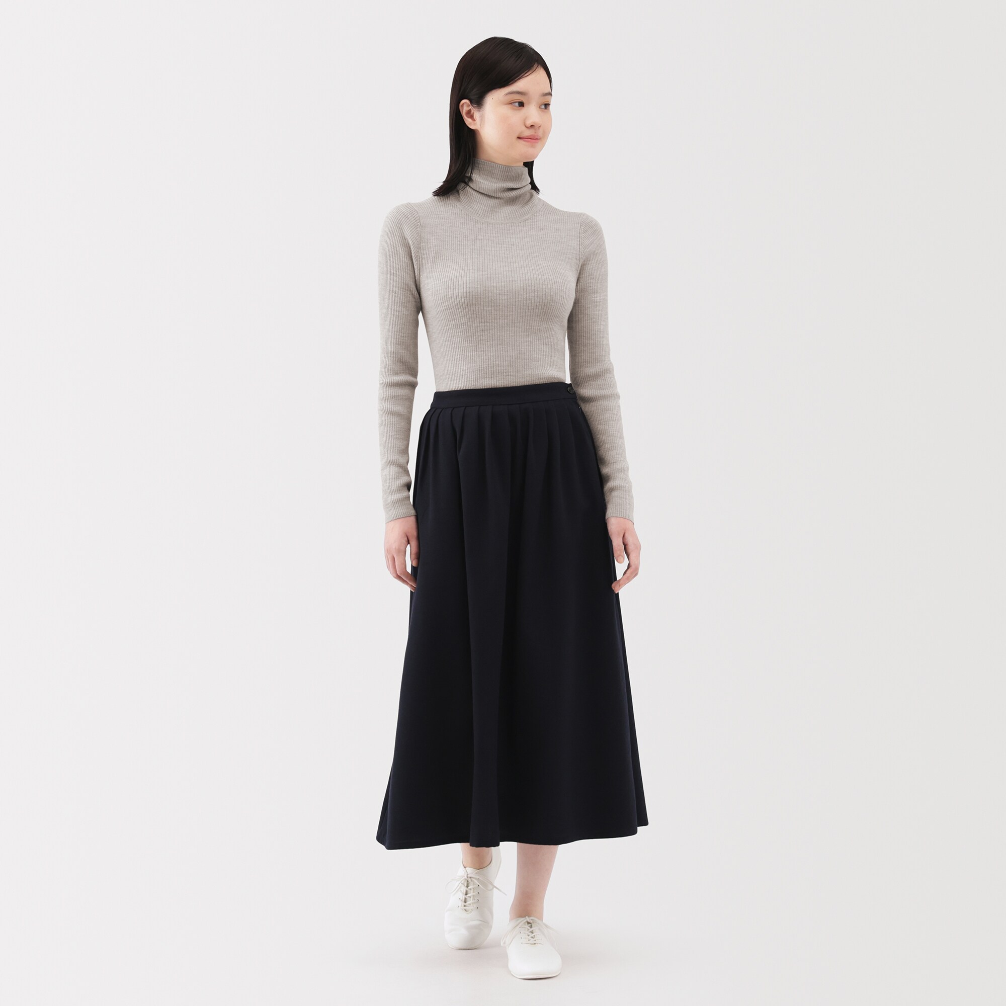 婦人　洗えるウールハイゲージリブタートルネックセーター