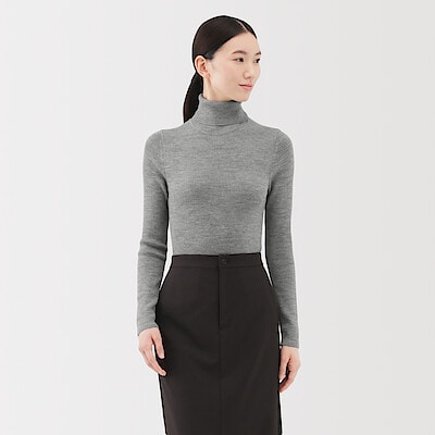 婦人　洗えるウールハイゲージリブタートルネックセーター