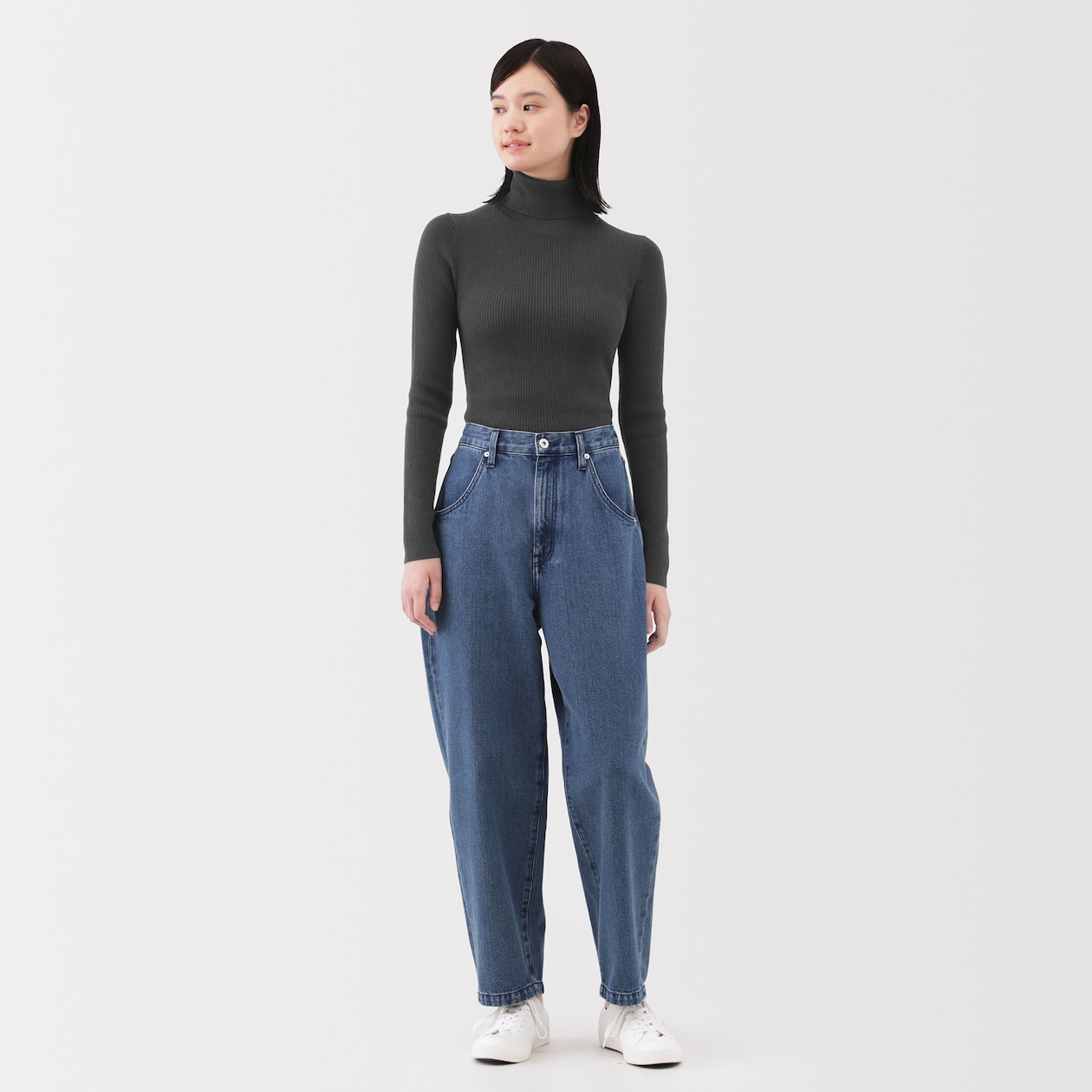 婦人　洗えるウールハイゲージリブタートルネックセーター