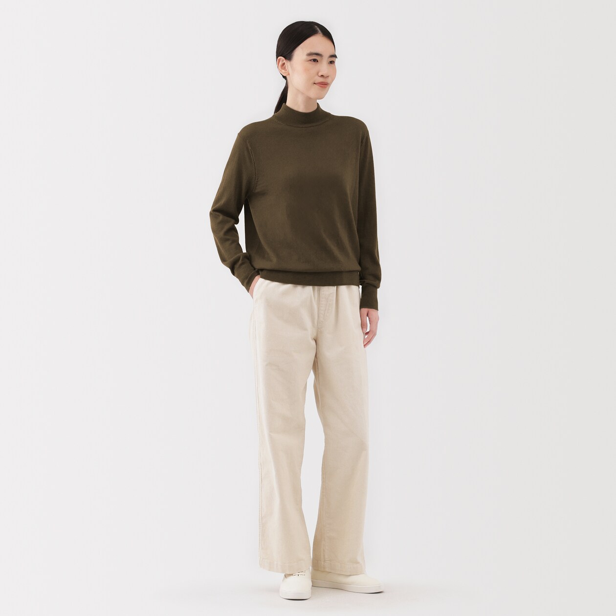 婦人　洗えるウールハイゲージハイネックセーター