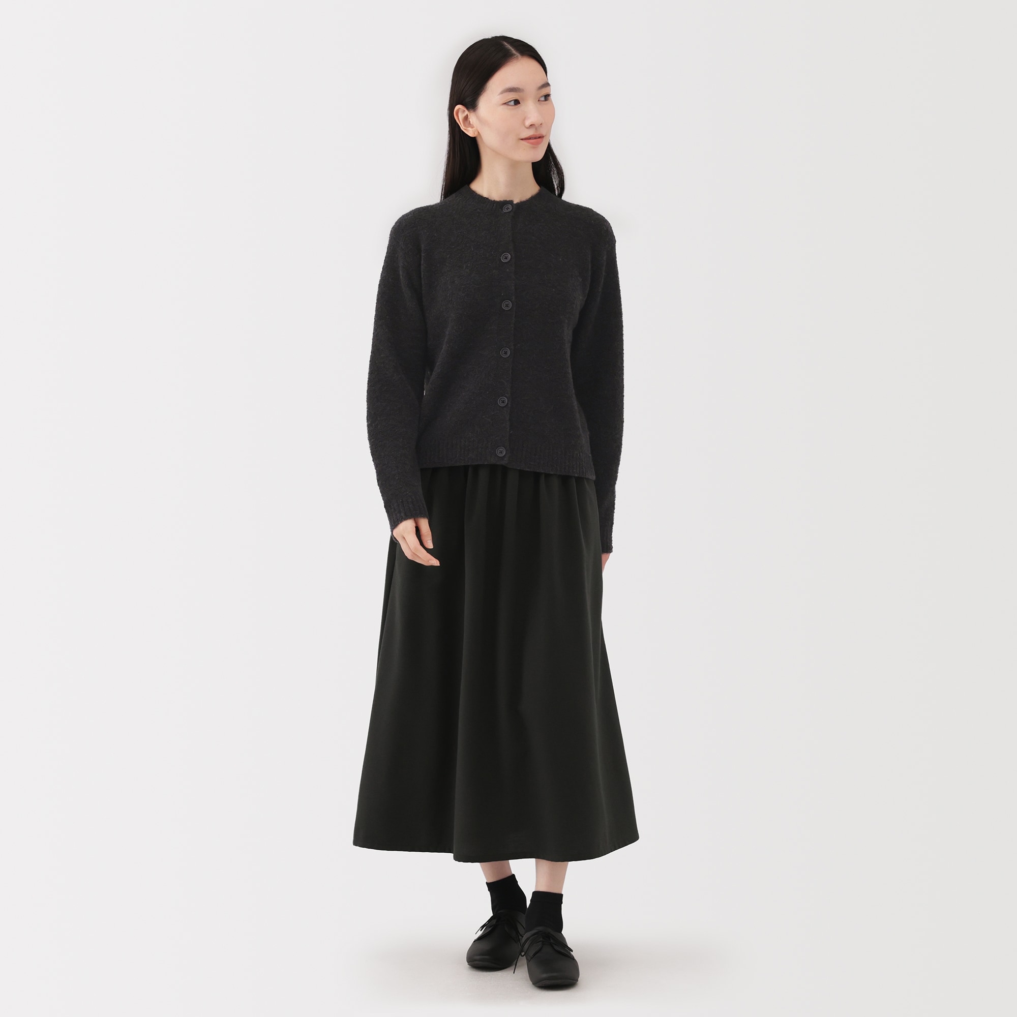 婦人　ウール混ブークレクルーネックカーディガン