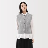 婦人　アンデスウールを使ったベスト