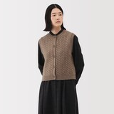 婦人　アンデスウールを使ったベスト