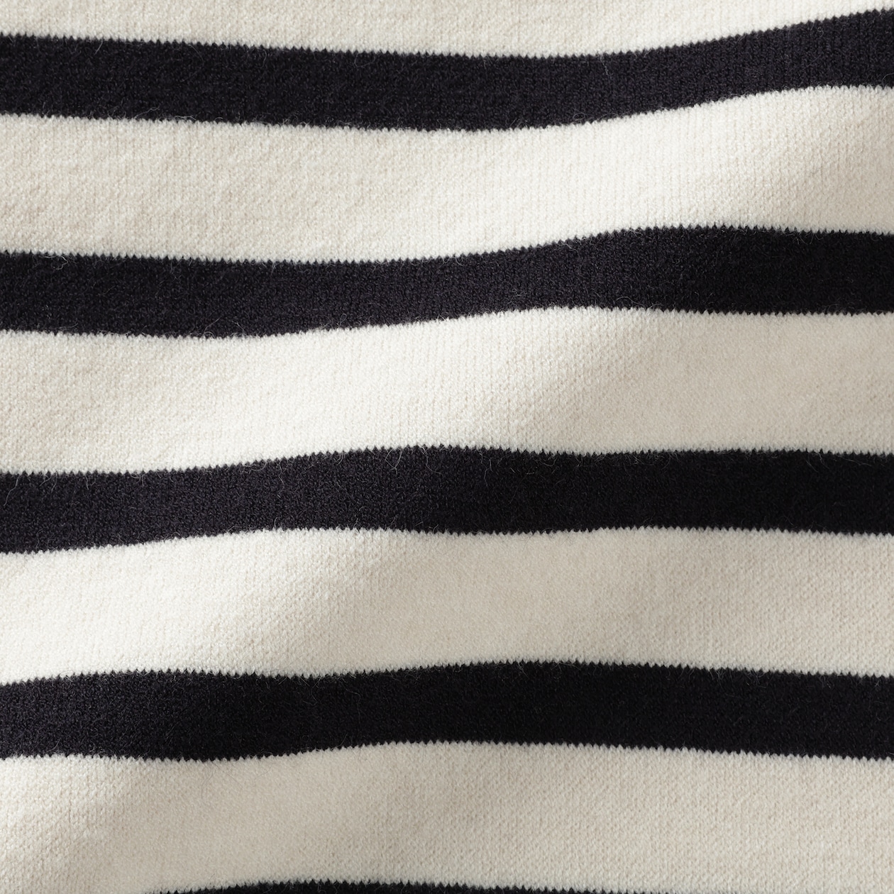 婦人　洗えるミラノリブ編みクルーネックセーター