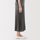 婦人　なめらかニットフレアスカート