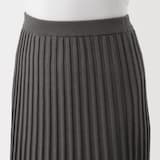 婦人　なめらかニットフレアスカート