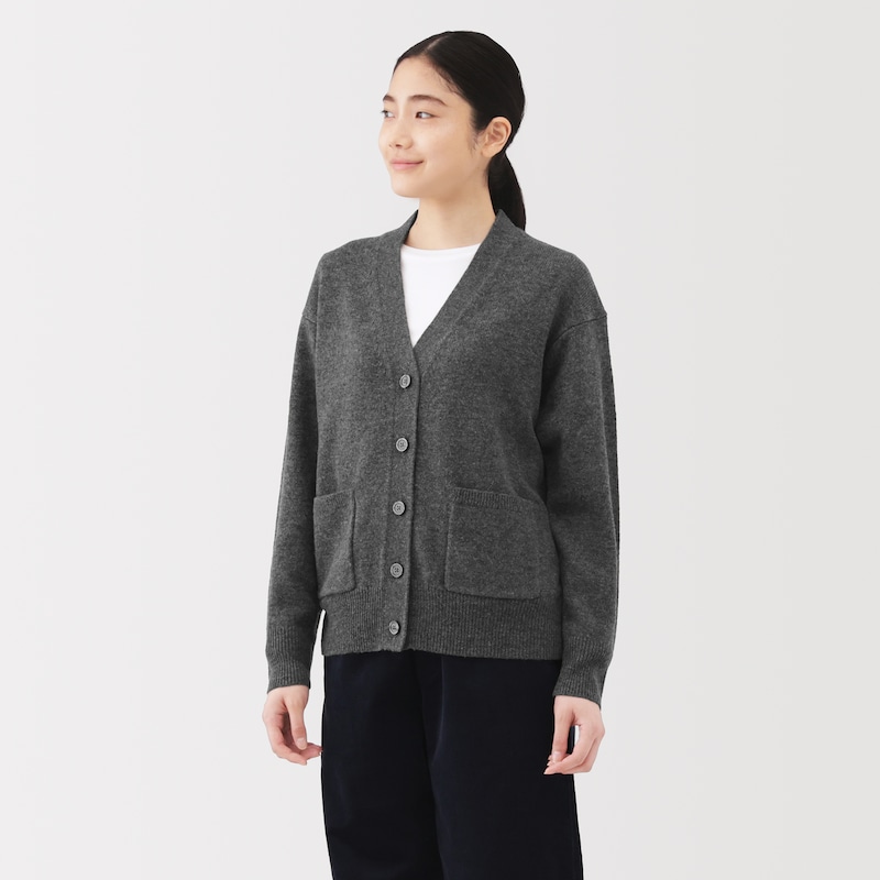 婦人　洗えるウールミドルゲージＶネックカーディガン