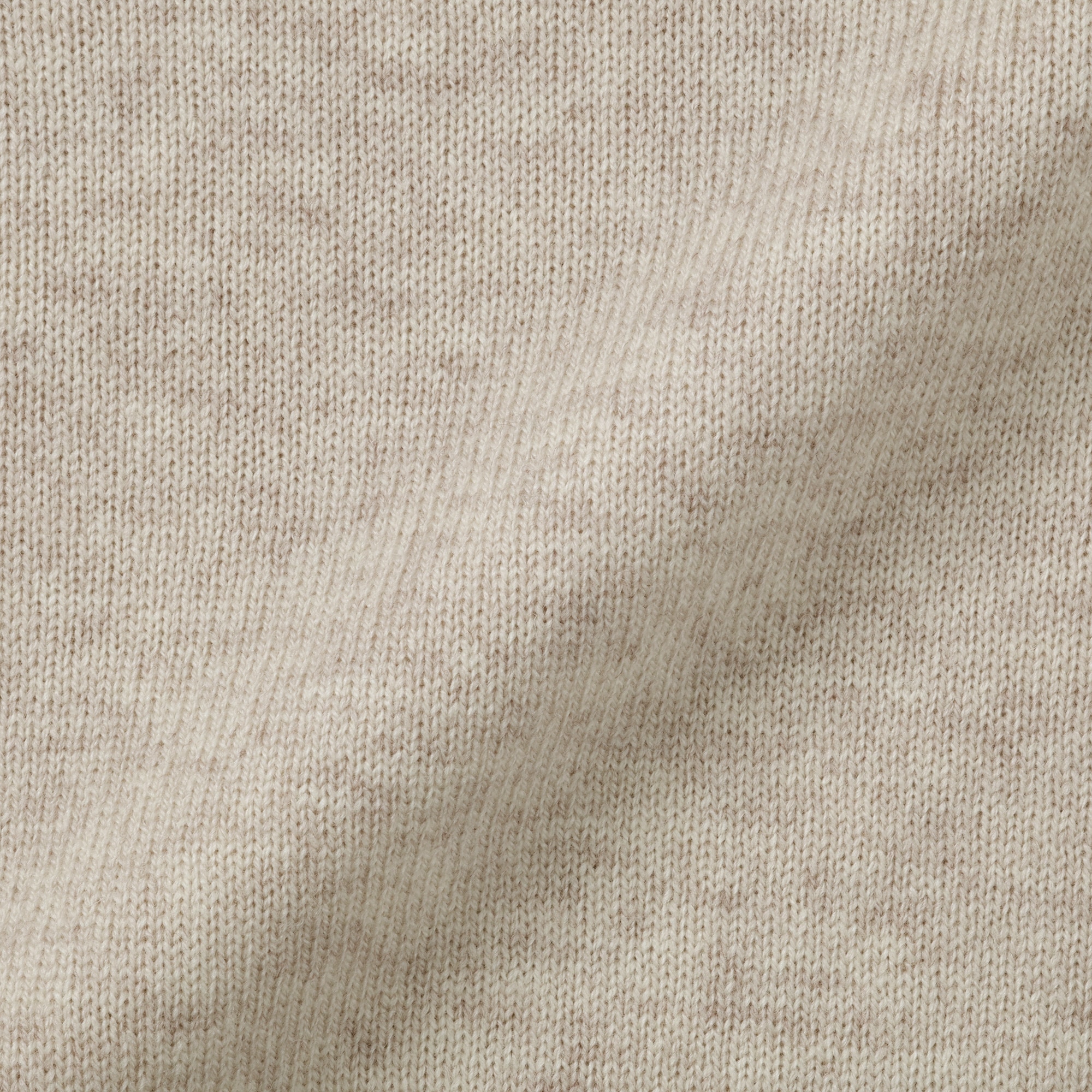 婦人　洗えるウールミドルゲージＶネックカーディガン