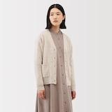 婦人　洗えるウールミドルゲージＶネックカーディガン