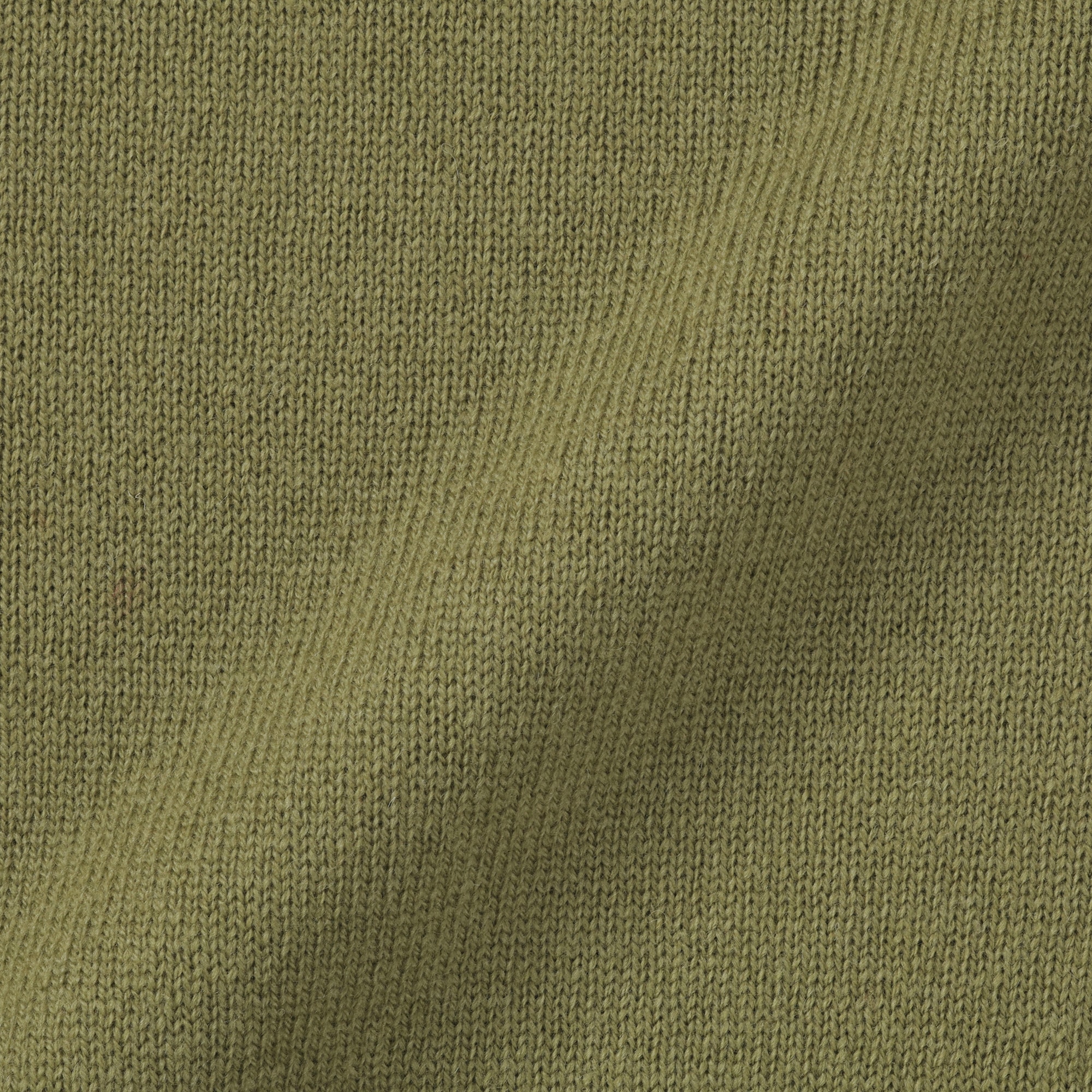 婦人　洗えるウールミドルゲージＶネックカーディガン