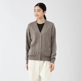 婦人　洗えるウールミドルゲージＶネックカーディガン