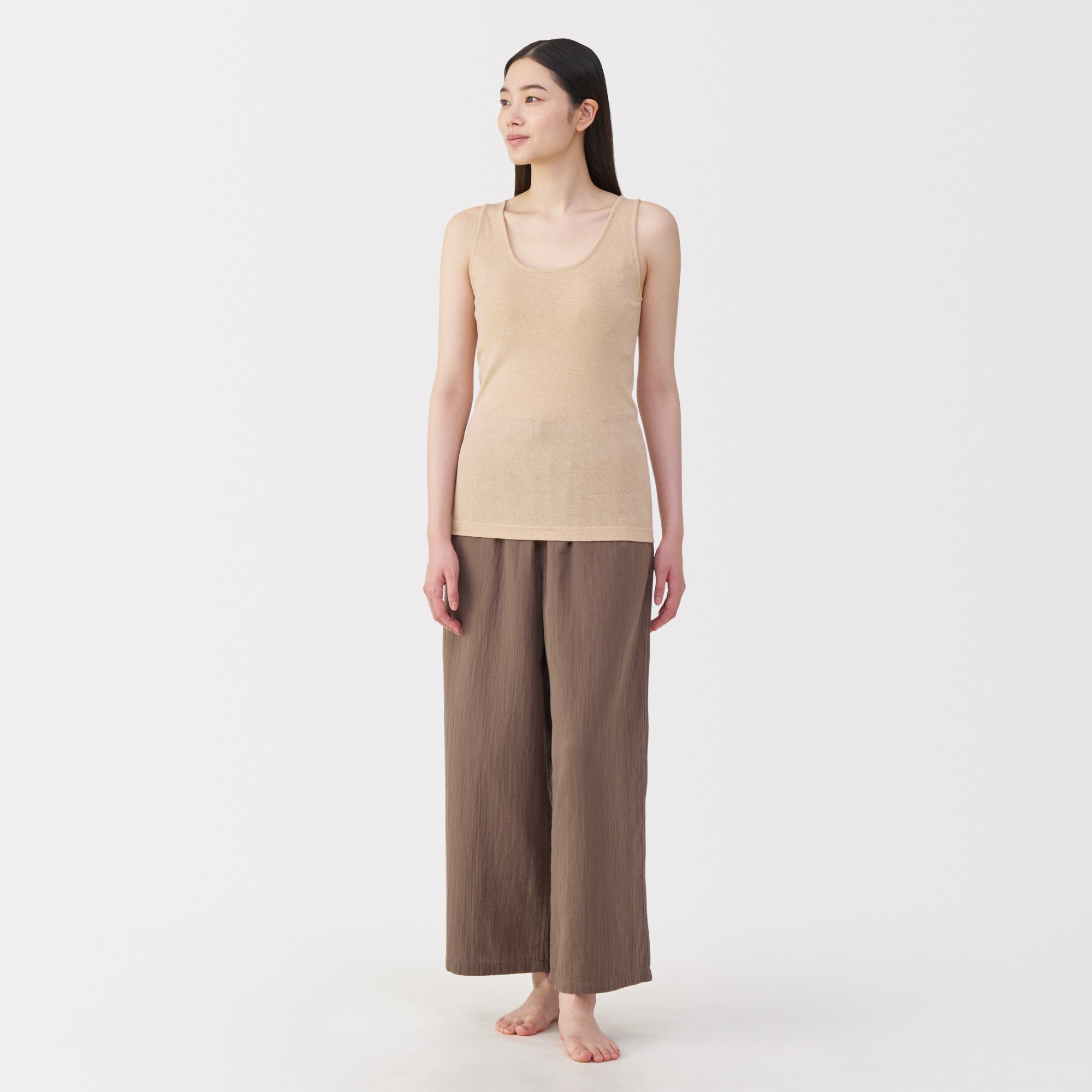 婦人　無染色カップ入りタンクトップ