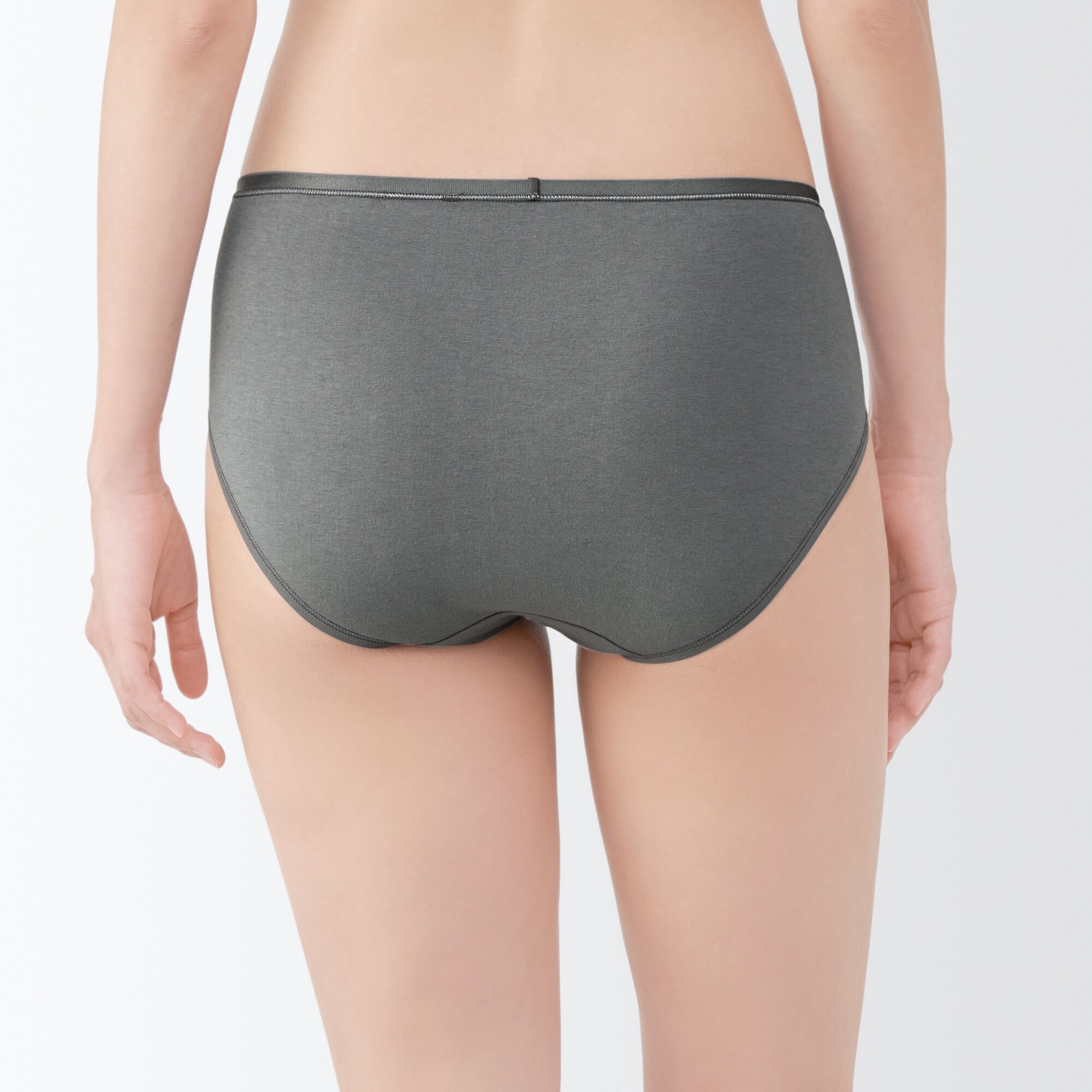 婦人　ストレッチミディショーツ