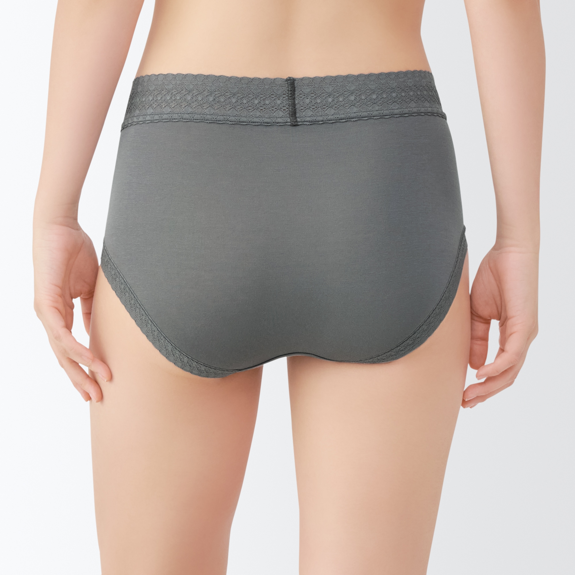 婦人　なめらかレース付きハイライズショーツ