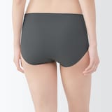 婦人　どこにも縫い目がないハイライズショーツ