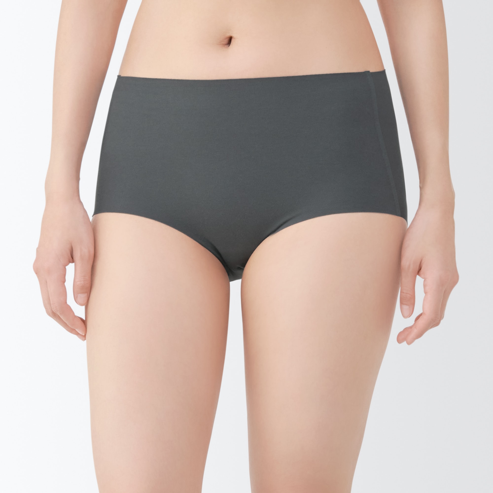 婦人　どこにも縫い目がないハイライズショーツ