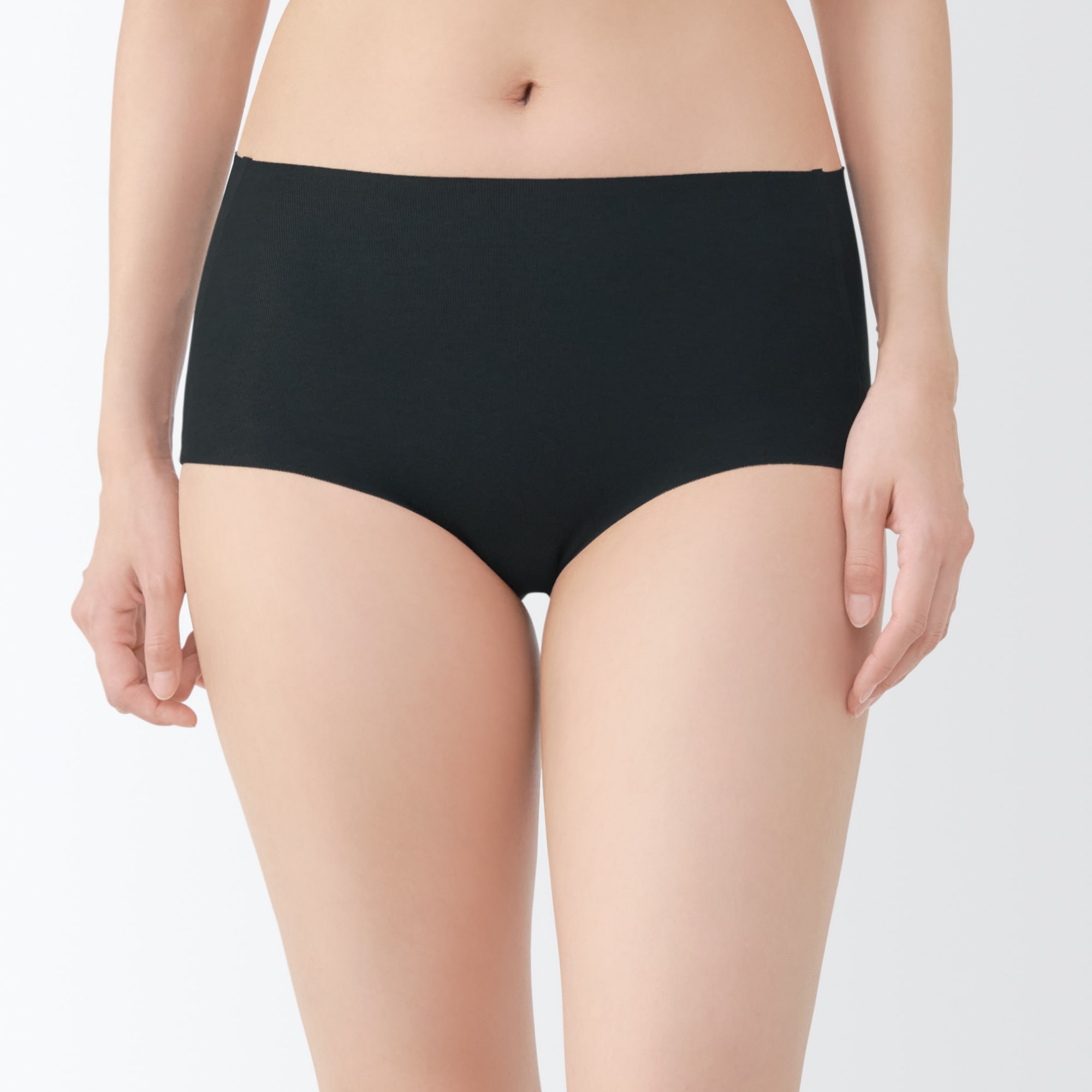 婦人　どこにも縫い目がないハイライズショーツ