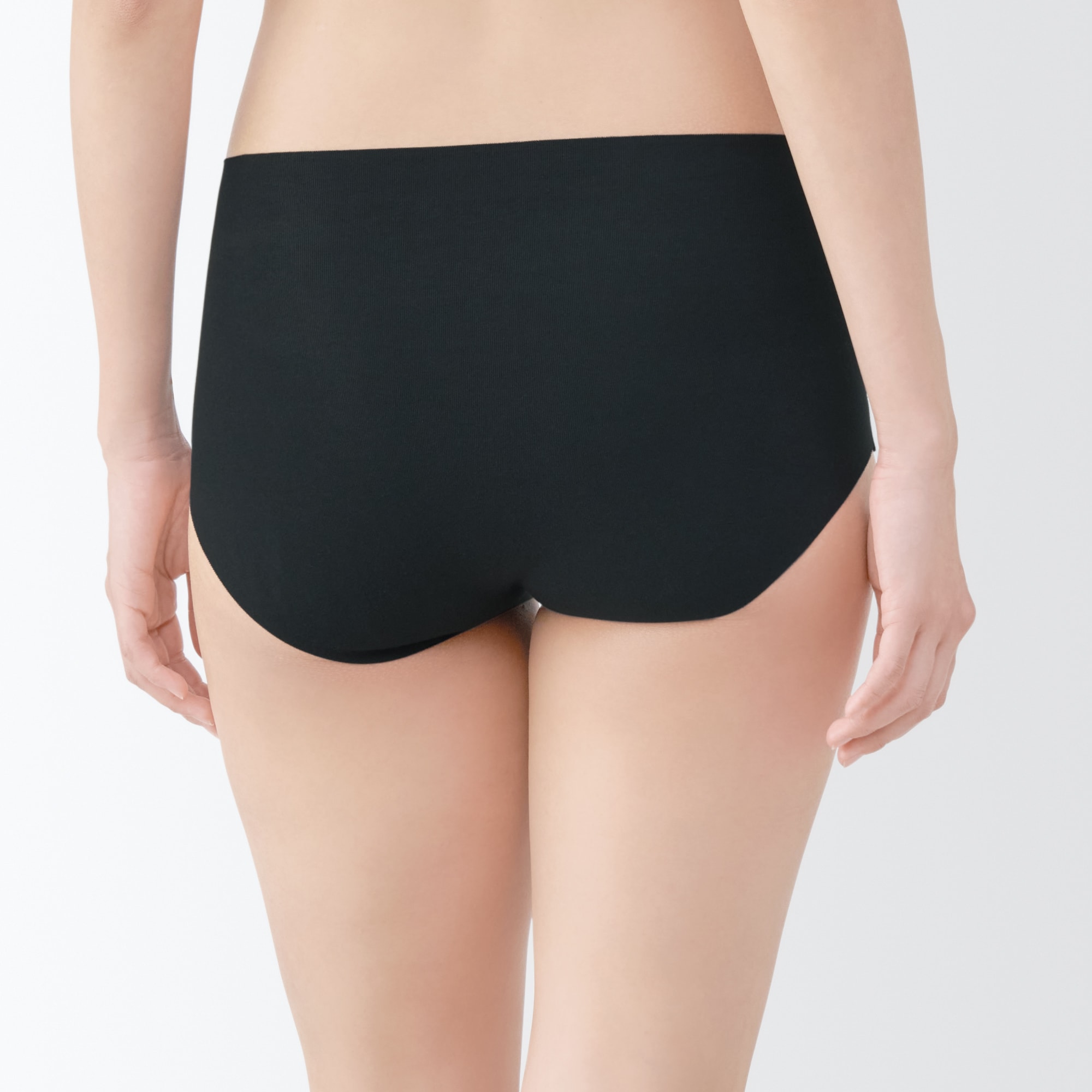婦人　どこにも縫い目がないハイライズショーツ
