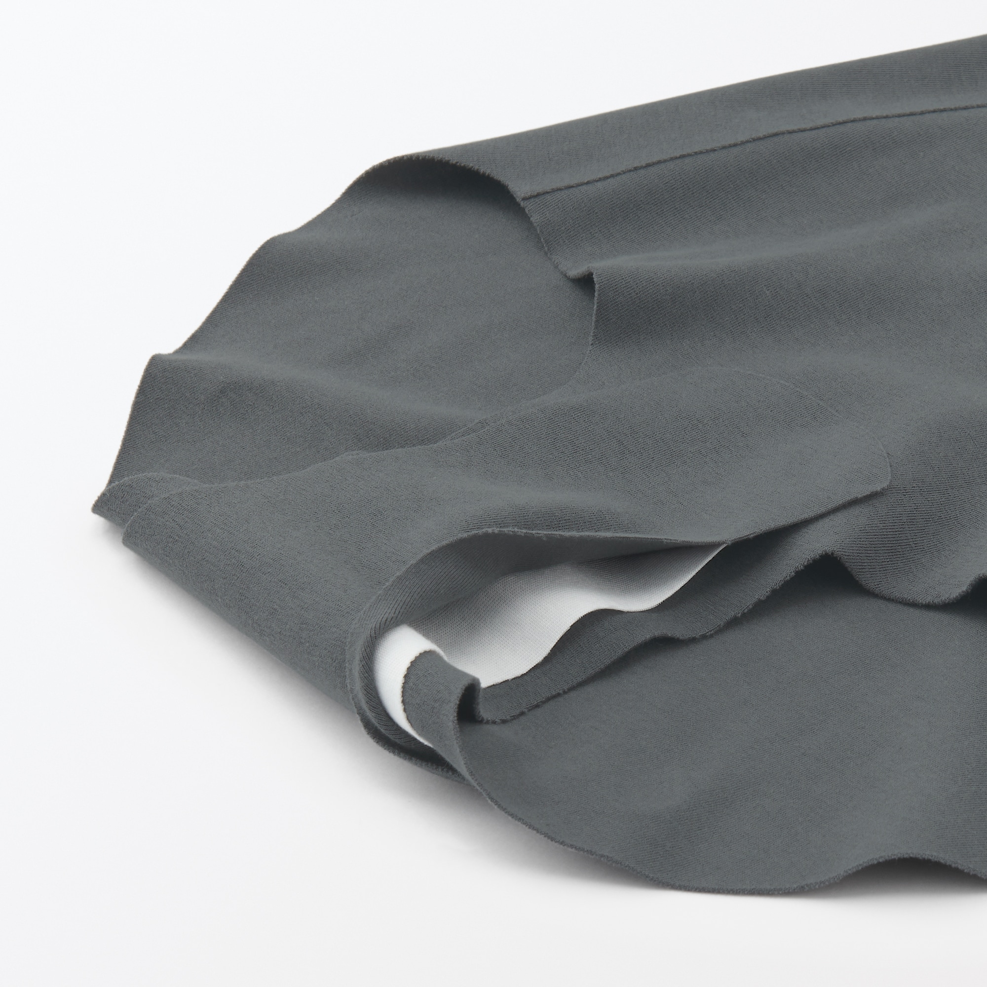 婦人　どこにも縫い目がないサニタリーショーツ