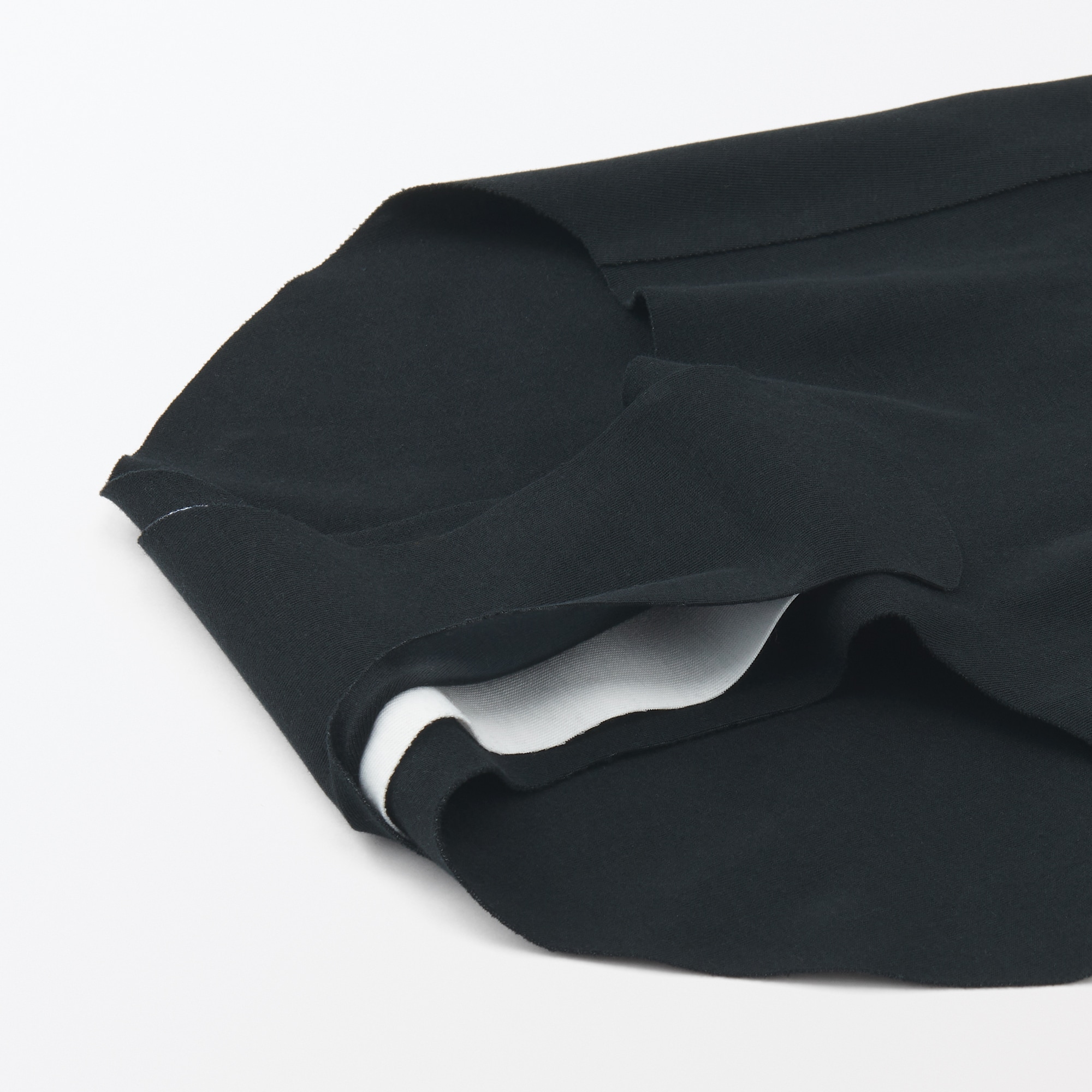 婦人　どこにも縫い目がないサニタリーショーツ