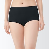 婦人　どこにも縫い目がないサニタリーショーツ