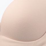 婦人　ノンワイヤーモールド　ホックのないブラジャー