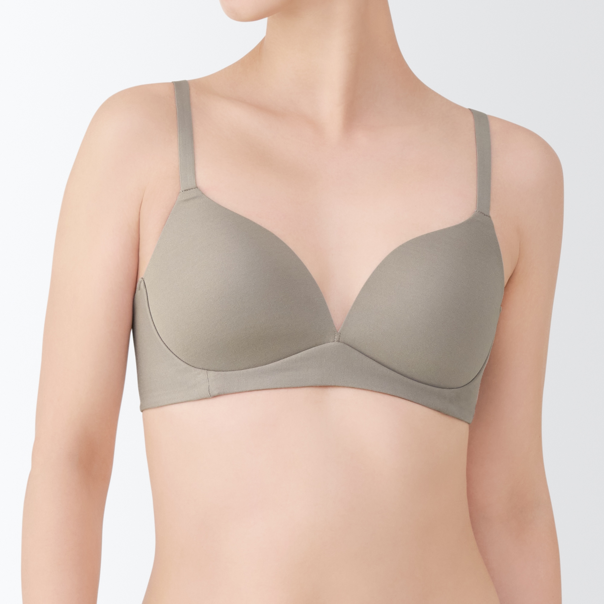 婦人　ノンワイヤーモールド　ホックのないブラジャー