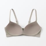 婦人　ノンワイヤーモールド　ホックのないブラジャー