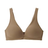 婦人　ノンワイヤープランジブラジャー