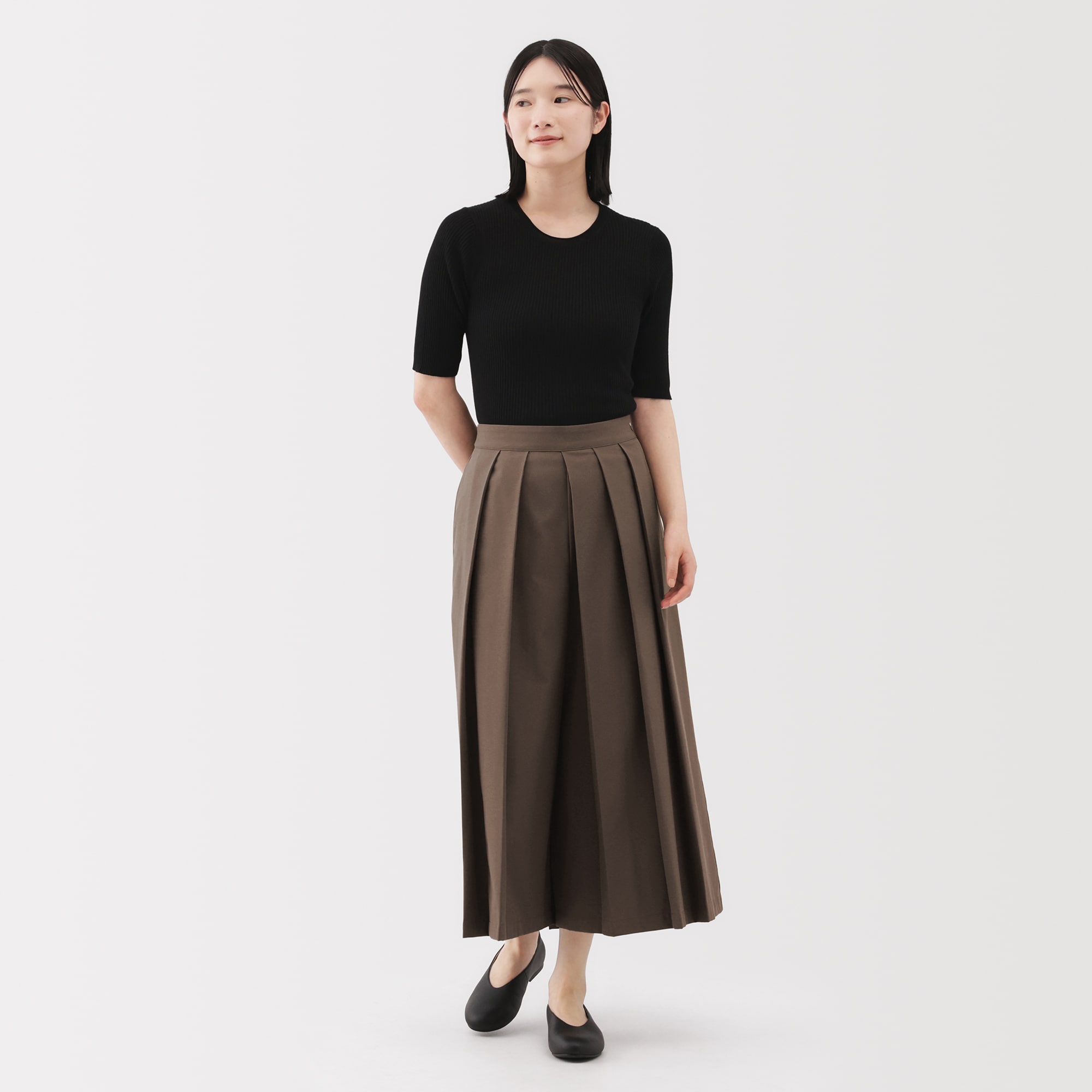 無印良品 袴パンツ ブラック/ベージュ イオンタウン姶良】 期待大！！はかまパンツ｜ 無印良品