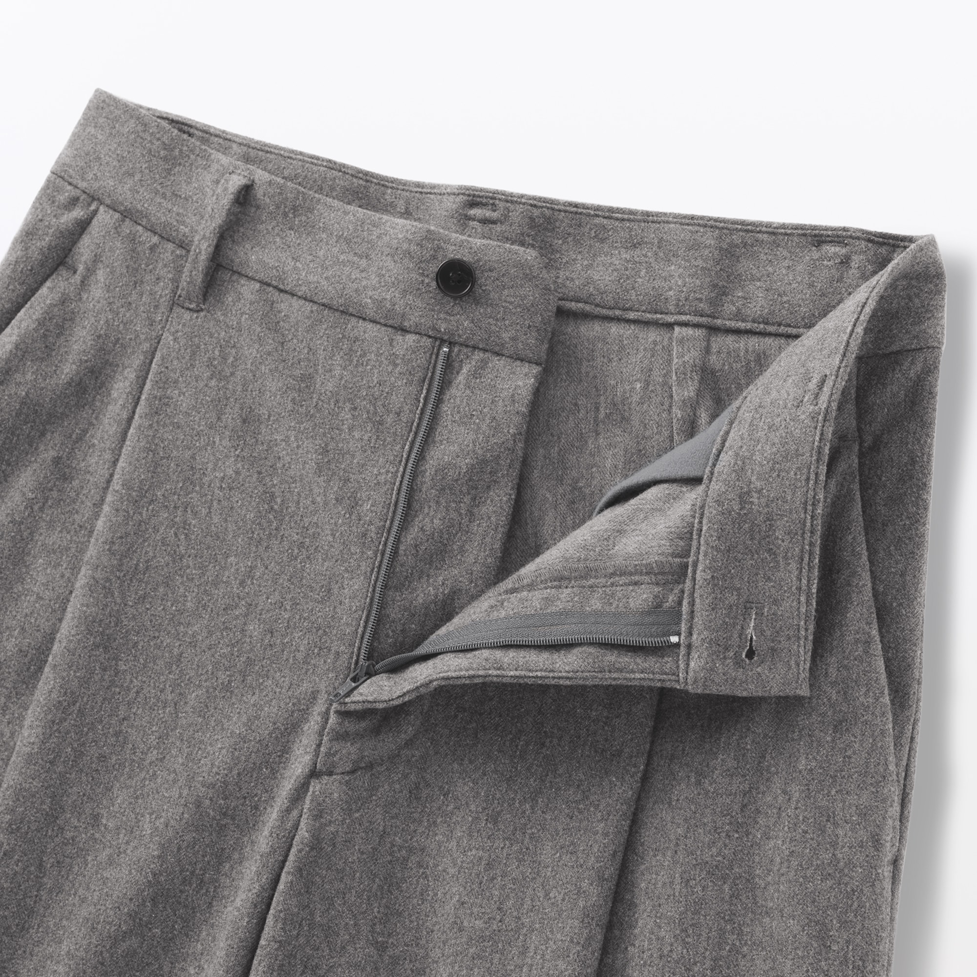 婦人　縦横ストレッチ起毛　タックワイドパンツ