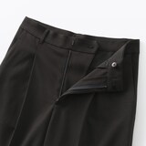 婦人　撥水ストレッチ　タックストレートパンツ