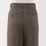 婦人　撥水ストレッチ　タックストレートパンツ