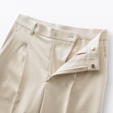 婦人　撥水ストレッチ　タックストレートパンツ