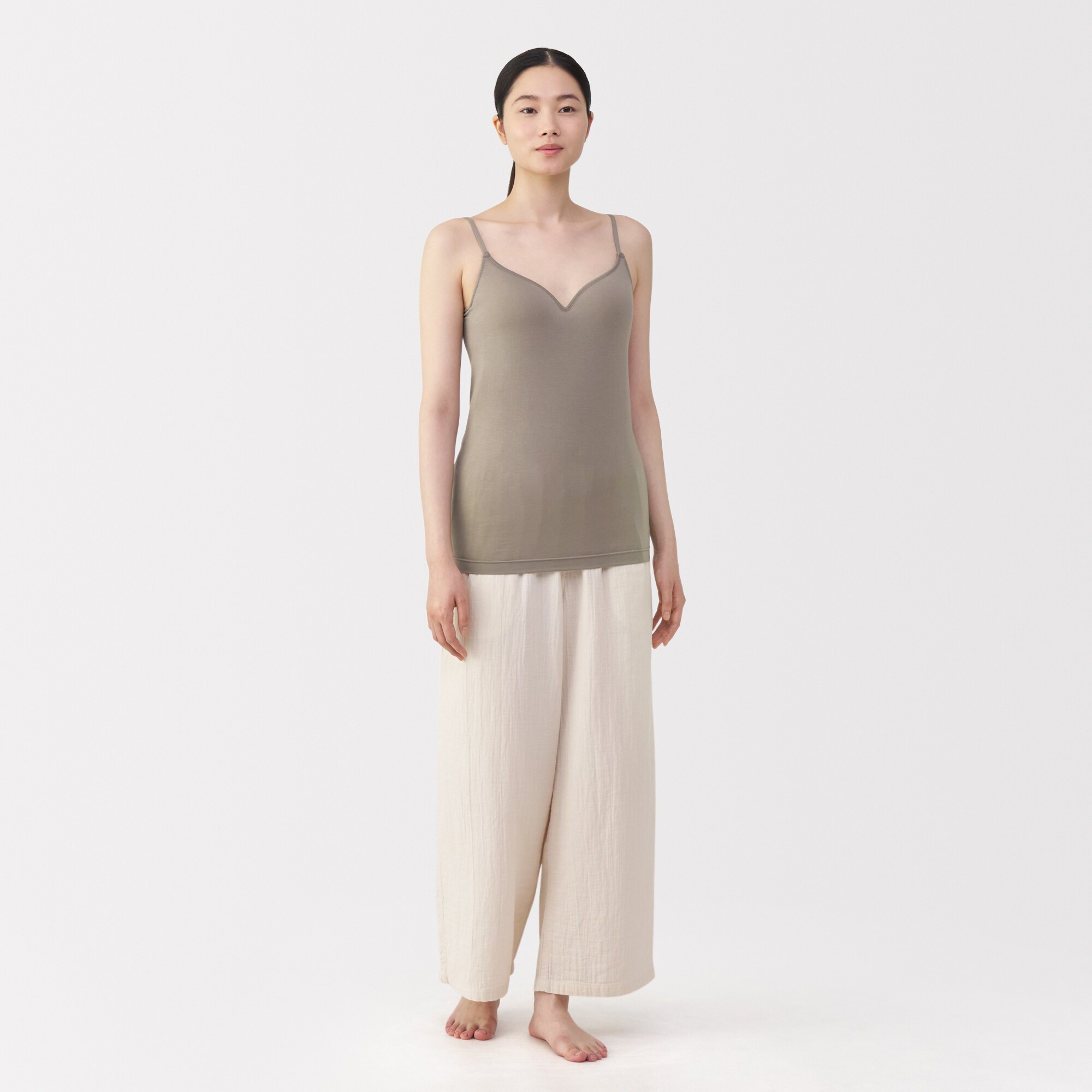 婦人　なめらかブラキャミソール