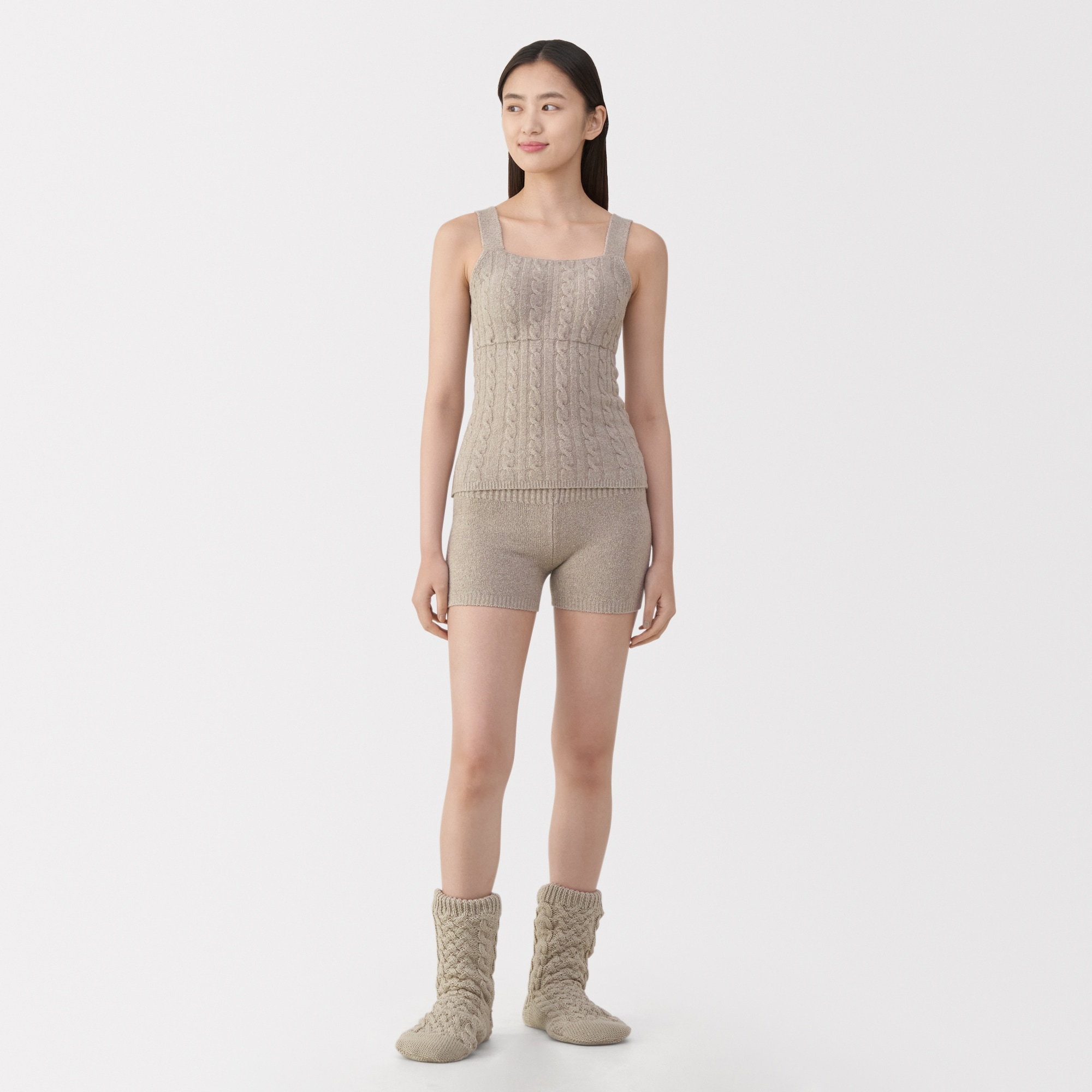 婦人　コットン混もこもこニットブラタンクトップ　ケーブル柄