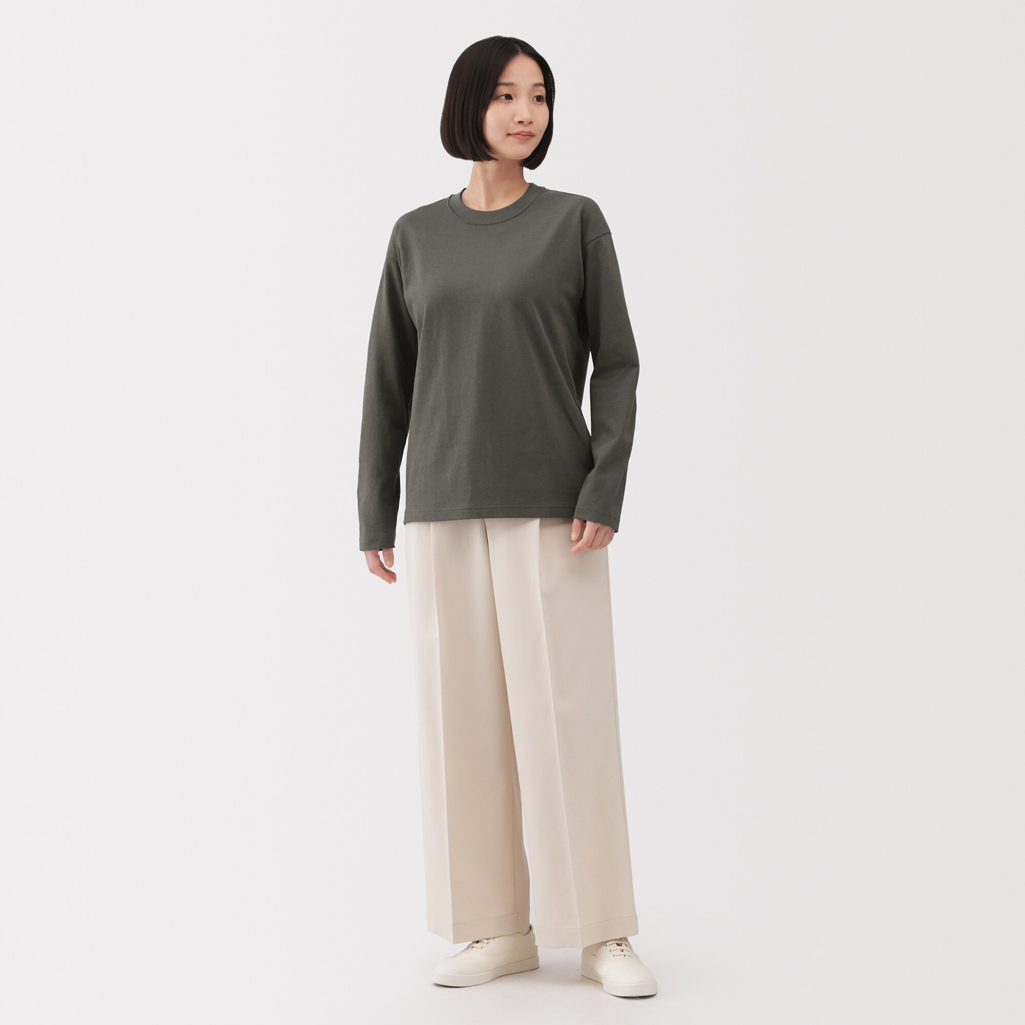 婦人　引き揃え天竺編みクルーネック長袖Ｔシャツ