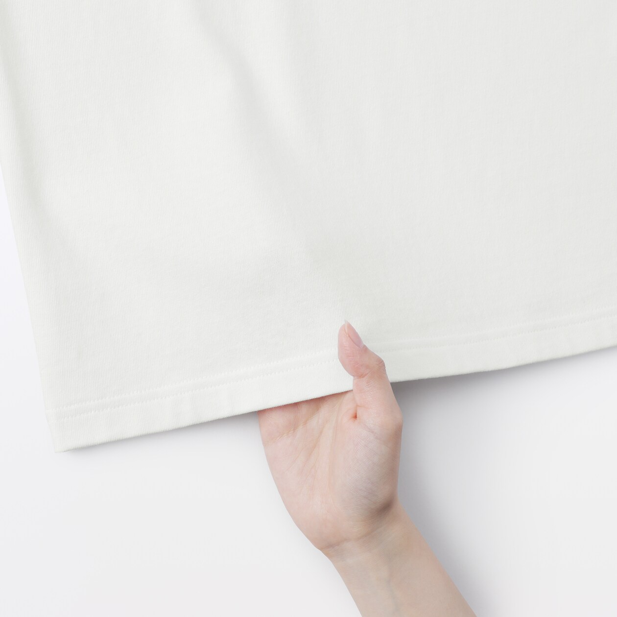 婦人　引き揃え天竺編みクルーネック長袖Ｔシャツ